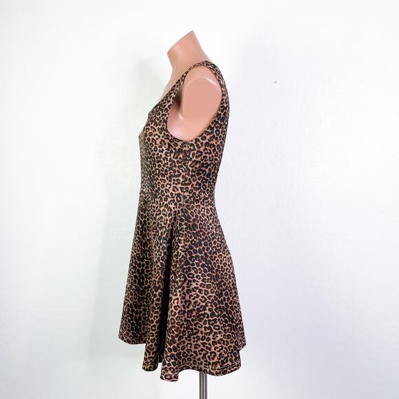 Caruso Caruso Leopard Animal Print Sleeveless Fit & Flare Mini Dress Brown Spots - Picture 6 of 11